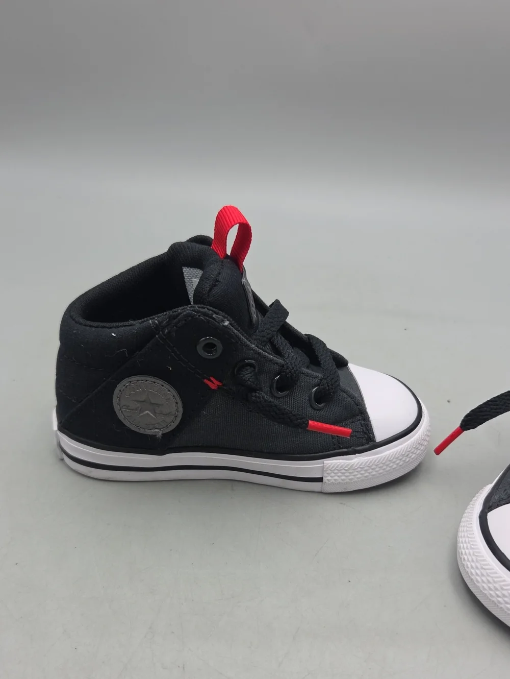 Converse Chuck Taylor All Star Axel Mid Top Canvas Shoe Baby 6